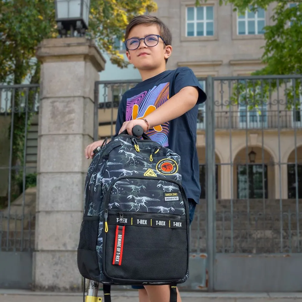 Backpack t-rex